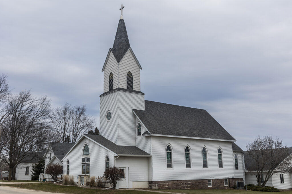 Exterior of Immanuel Lutheran Church in N2506 State Road 49, Auroraville, WI 54923-8360
